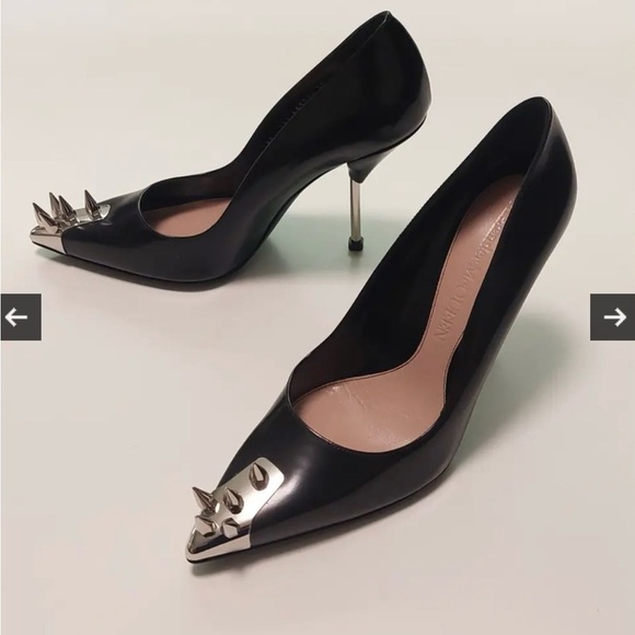 Alexander McQueen Black Studded Heels - worn once! - Picture 2 of 7